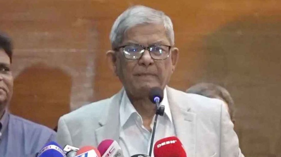 দেশের শিক্ষাব্যবস্থা নিম্নমানের জন্য রাজনীতিবিদরা দায়ী: মির্জা ফখরুল