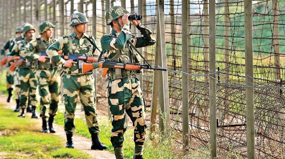 ভারতে অনুপ্রবেশকালে বাংলাদেশি পুলিশ কর্মকর্তা আটক