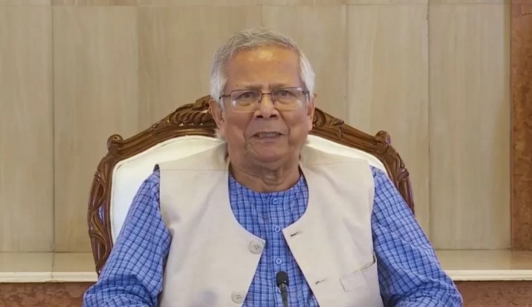 জাতীয় সংসদ নির্বাচনের দিনেই হবে গণভোট: প্রধান উপদেষ্টা