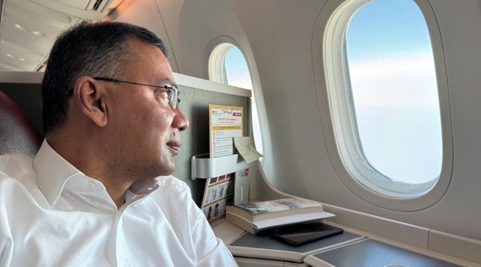 তারেক রহমানকে বহনকারী বিমান সিলেটে অবতরণ