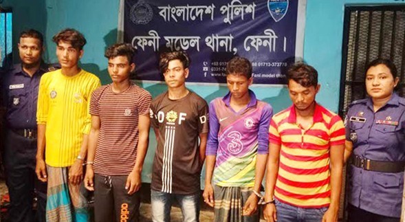 সাহায্যের কথা বলে সংঘবদ্ধ ধর্ষণ