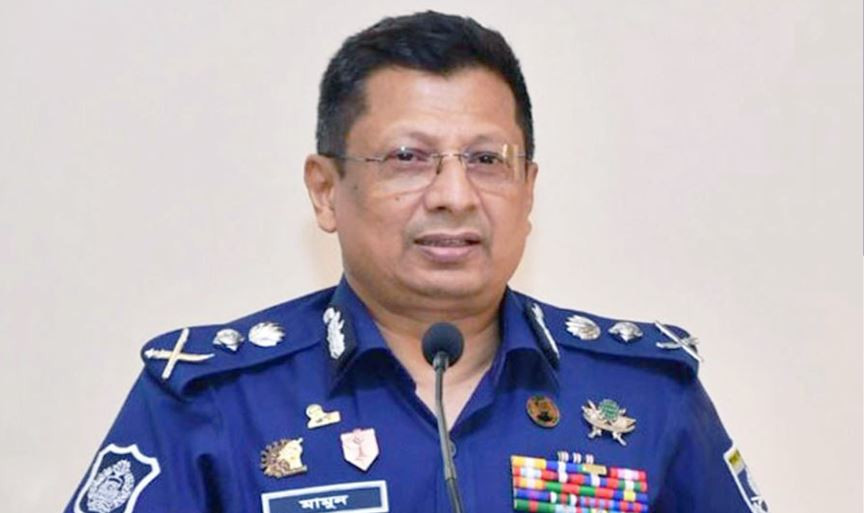 ঈদে মহাসড়কে বিশেষ নজরদারিতে থাকবে পুলিশ : আইজিপি