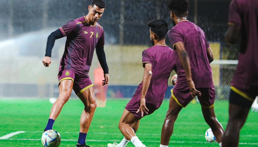 চ্যাম্পিয়ন্স লিগ-রোনালদোদের ম্যাচসহ টিভিতে আজ খেলার সূচি