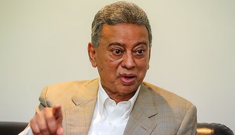 তারেক রহমান গণতন্ত্রের মশাল বহনকারী: খসরু