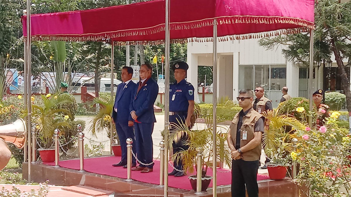 পাবনায় পৌঁছেছেন রাষ্ট্রপতি মো. সাহাবুদ্দিন