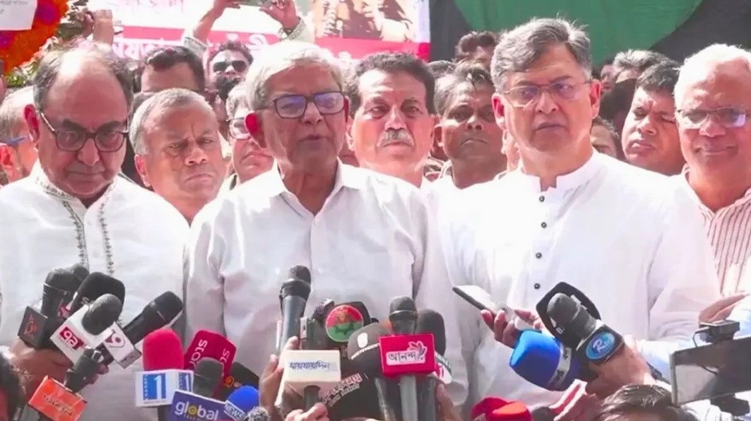 গণতন্ত্রকে আবারও ধ্বংস করার চেষ্টা চলছে:  মির্জা ফখরুল