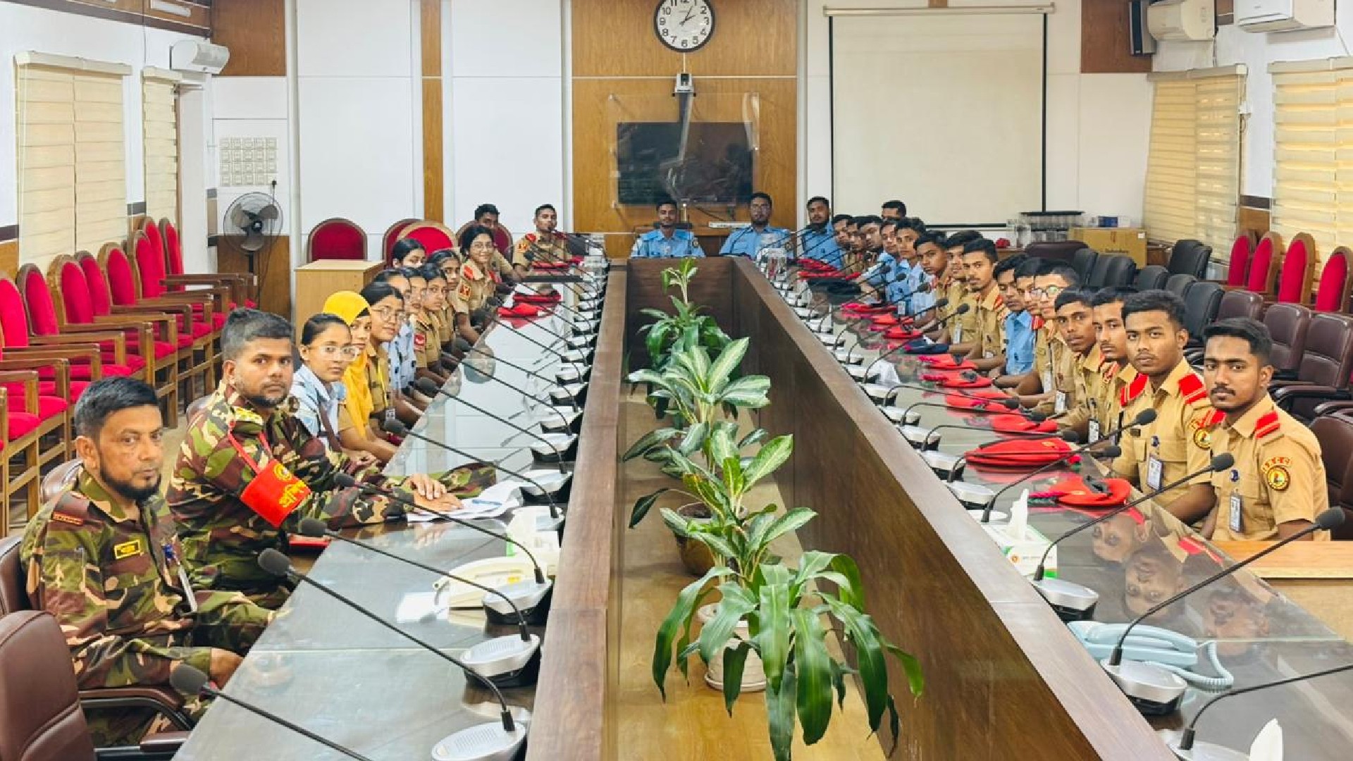 নির্বাচন ও গণভোট ২০২৬ উপলক্ষে ১০ জেলায় বিএনসিসি'র দায়িত্ব পালন