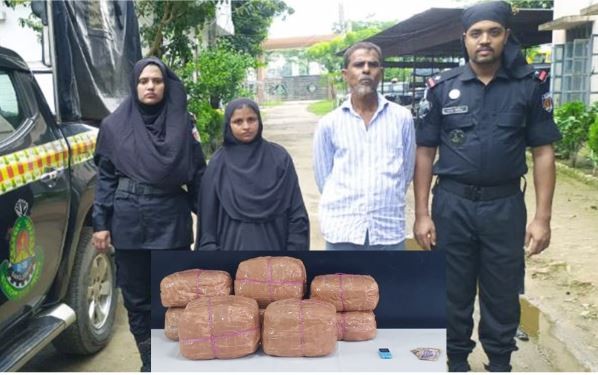 ফেনীতে ২০ কেজি গাঁজাসহ গ্রেফতার ২